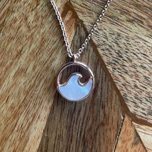 PURA VIDA Wave Necklace